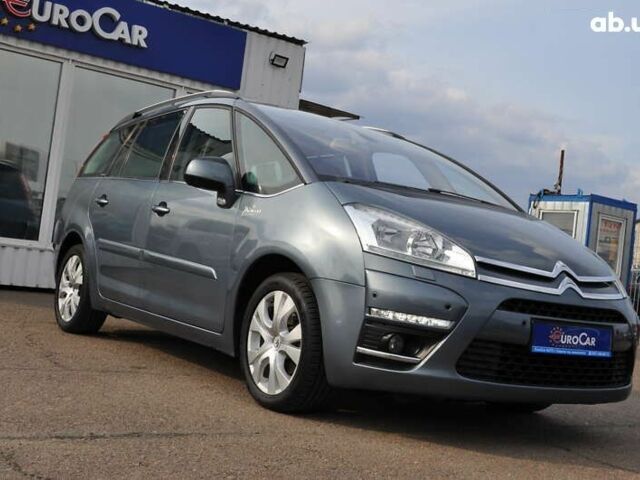 Сітроен С4 Пікассо, об'ємом двигуна 1.6 л та пробігом 220 тис. км за 8000 $, фото 26 на Automoto.ua