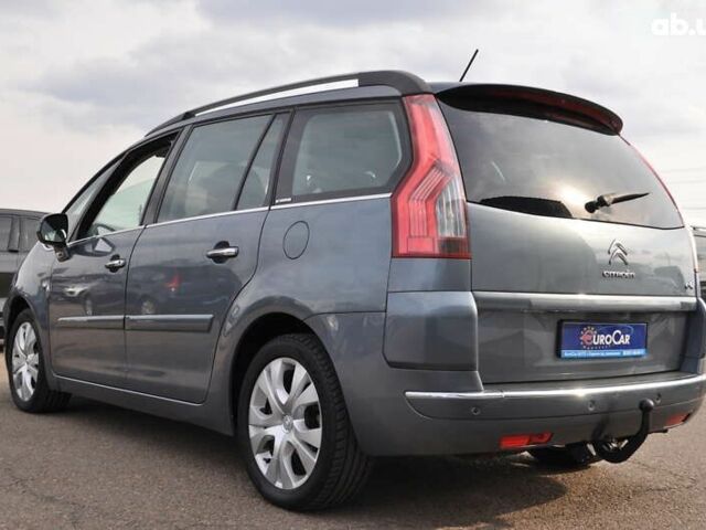 Сітроен С4 Пікассо, об'ємом двигуна 1.6 л та пробігом 220 тис. км за 8000 $, фото 17 на Automoto.ua