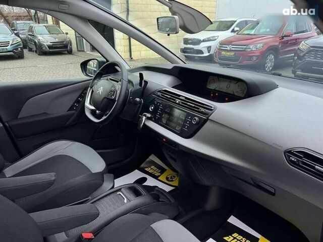 Сітроен С4 Пікассо, об'ємом двигуна 1.6 л та пробігом 238 тис. км за 10000 $, фото 17 на Automoto.ua