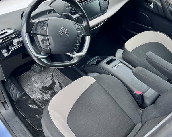 Сітроен С4 Пікассо, об'ємом двигуна 2 л та пробігом 180 тис. км за 11900 $, фото 8 на Automoto.ua