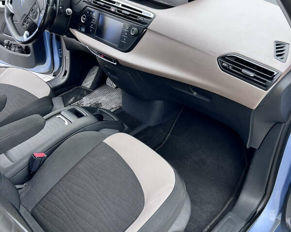 Сітроен С4 Пікассо, об'ємом двигуна 2 л та пробігом 180 тис. км за 11900 $, фото 13 на Automoto.ua