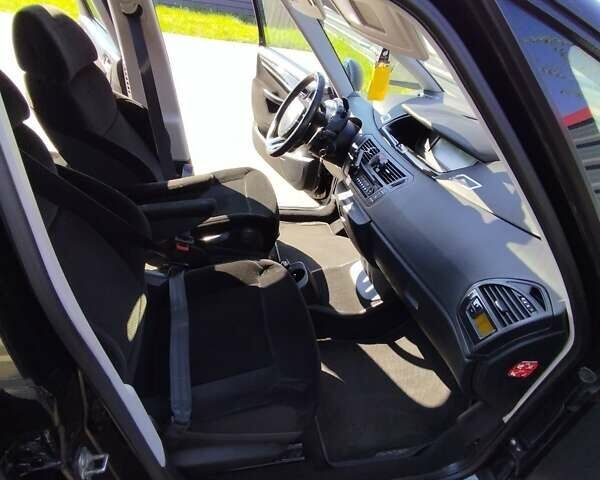 Ситроен С4 Пикассо, объемом двигателя 2 л и пробегом 270 тыс. км за 5950 $, фото 23 на Automoto.ua