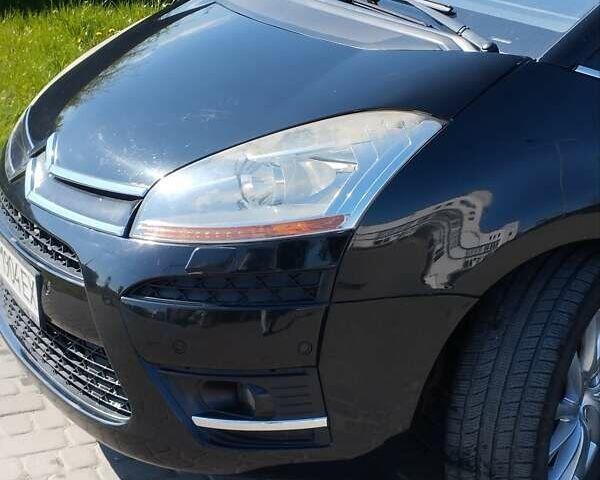 Ситроен С4 Пикассо, объемом двигателя 2 л и пробегом 270 тыс. км за 5950 $, фото 8 на Automoto.ua