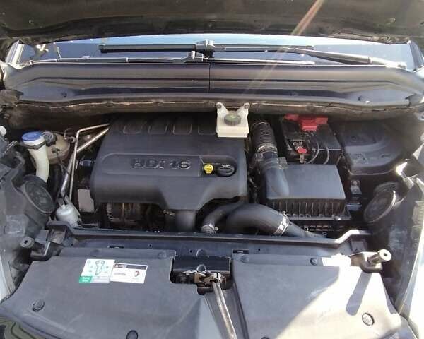 Ситроен С4 Пикассо, объемом двигателя 2 л и пробегом 270 тыс. км за 5950 $, фото 29 на Automoto.ua