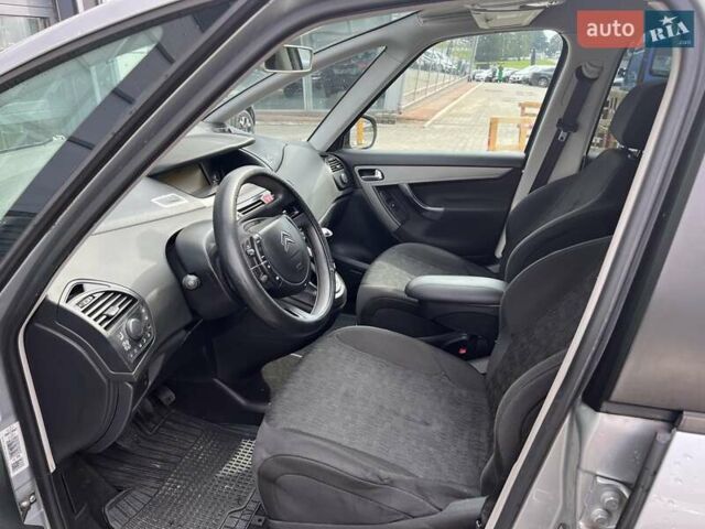 Сітроен С4 Пікассо, об'ємом двигуна 2 л та пробігом 180 тис. км за 5500 $, фото 6 на Automoto.ua