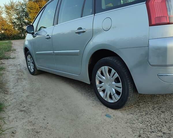 Сітроен С4 Пікассо, об'ємом двигуна 1.6 л та пробігом 160 тис. км за 5700 $, фото 3 на Automoto.ua