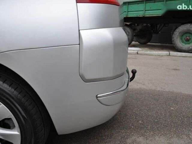 Сітроен С4 Пікассо, об'ємом двигуна 1.6 л та пробігом 206 тис. км за 8300 $, фото 23 на Automoto.ua