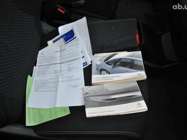 Ситроен С4 Пикассо, объемом двигателя 1.6 л и пробегом 206 тыс. км за 8300 $, фото 29 на Automoto.ua