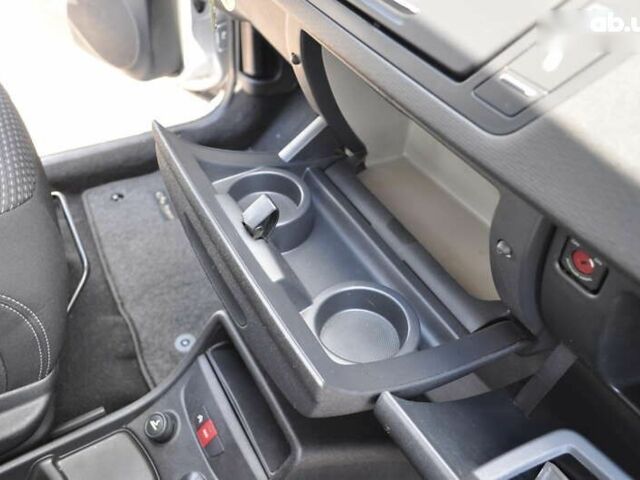 Ситроен С4 Пикассо, объемом двигателя 1.6 л и пробегом 206 тыс. км за 8300 $, фото 28 на Automoto.ua