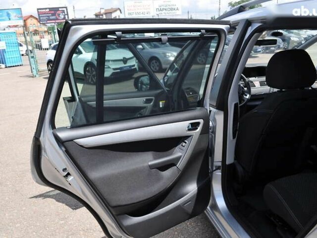 Ситроен С4 Пикассо, объемом двигателя 1.6 л и пробегом 206 тыс. км за 8300 $, фото 9 на Automoto.ua