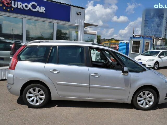 Ситроен С4 Пикассо, объемом двигателя 1.6 л и пробегом 206 тыс. км за 8300 $, фото 2 на Automoto.ua