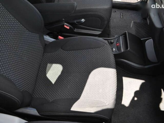 Ситроен С4 Пикассо, объемом двигателя 1.6 л и пробегом 206 тыс. км за 8300 $, фото 19 на Automoto.ua