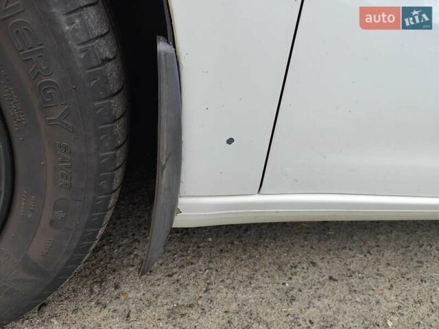 Сітроен С4 Пікассо 2014 у Києві на Automoto.ua Сітроен С4 Пікассо, об'ємом двигуна 1.56 л та пробігом 172 тис. км за 11000 $, фото 13 на Automoto.ua