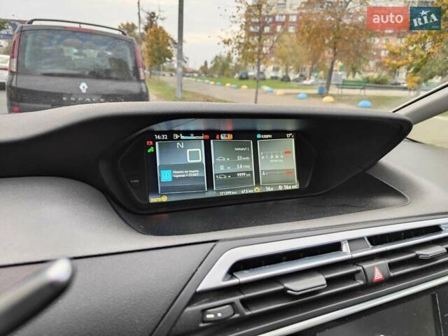 Сітроен С4 Пікассо 2014 у Києві на Automoto.ua Сітроен С4 Пікассо, об'ємом двигуна 1.56 л та пробігом 172 тис. км за 11000 $, фото 21 на Automoto.ua