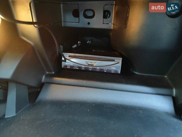 Сітроен С4 Пікассо 2014 у Києві на Automoto.ua Сітроен С4 Пікассо, об'ємом двигуна 1.56 л та пробігом 172 тис. км за 11000 $, фото 28 на Automoto.ua