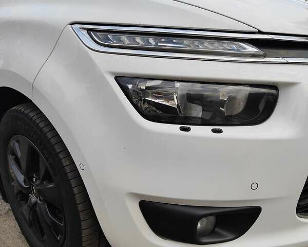 Сітроен С4 Пікассо 2014 у Києві на Automoto.ua Сітроен С4 Пікассо, об'ємом двигуна 1.56 л та пробігом 172 тис. км за 11000 $, фото 4 на Automoto.ua