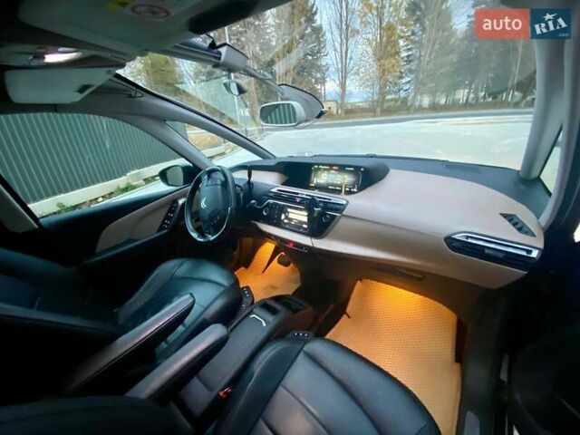 Ситроен С4 Пикассо, объемом двигателя 2 л и пробегом 246 тыс. км за 14000 $, фото 10 на Automoto.ua