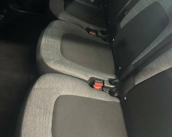 Ситроен С4 Пикассо, объемом двигателя 1.56 л и пробегом 232 тыс. км за 11000 $, фото 19 на Automoto.ua