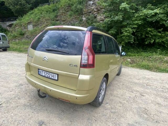 Желтый Ситроен С4 Пикассо, объемом двигателя 1.6 л и пробегом 333 тыс. км за 4600 $, фото 1 на Automoto.ua