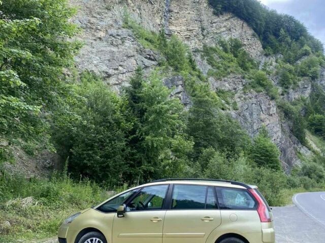 Желтый Ситроен С4 Пикассо, объемом двигателя 1.6 л и пробегом 333 тыс. км за 4600 $, фото 9 на Automoto.ua