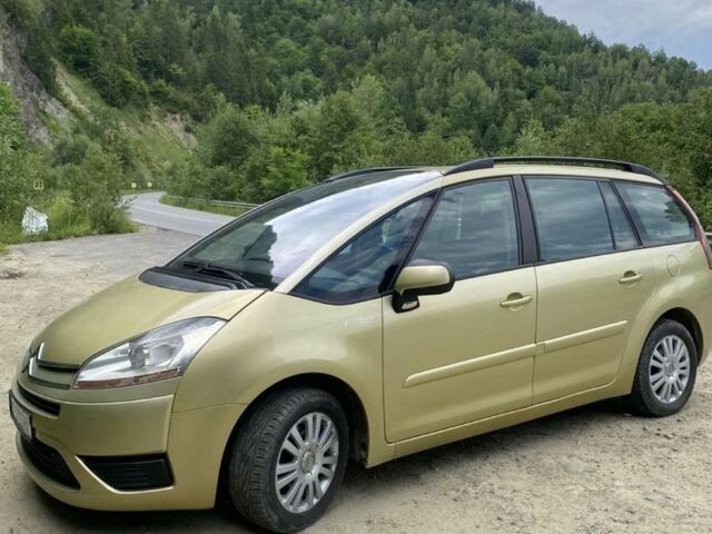 Желтый Ситроен С4 Пикассо, объемом двигателя 1.6 л и пробегом 333 тыс. км за 4600 $, фото 2 на Automoto.ua