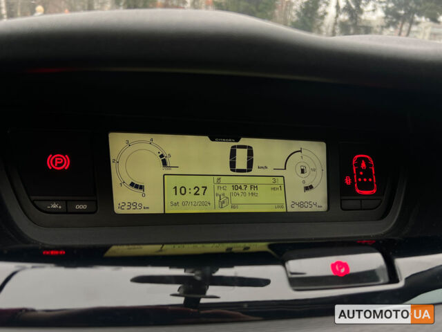 Сірий Сітроен С4 Пікассо, об'ємом двигуна 1.6 л та пробігом 248 тис. км за 6500 $, фото 13 на Automoto.ua