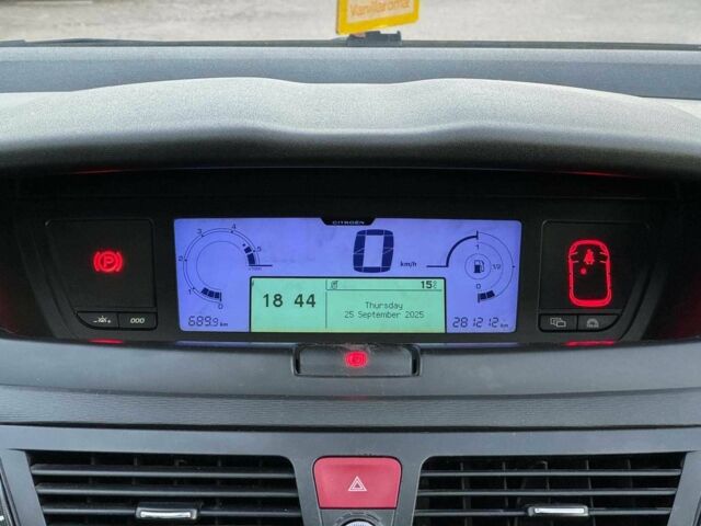 Сірий Сітроен С4 Пікассо, об'ємом двигуна 1.6 л та пробігом 281 тис. км за 5290 $, фото 22 на Automoto.ua