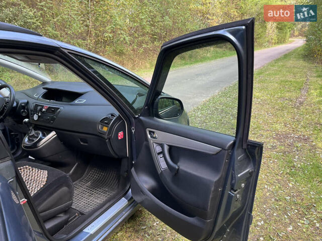 Сітроен С4 Пікассо 2006 у Ковель на Automoto.ua Сірий Сітроен С4 Пікассо, об'ємом двигуна 1.61 л та пробігом 249 тис. км за 5350 $, фото 13 на Automoto.ua