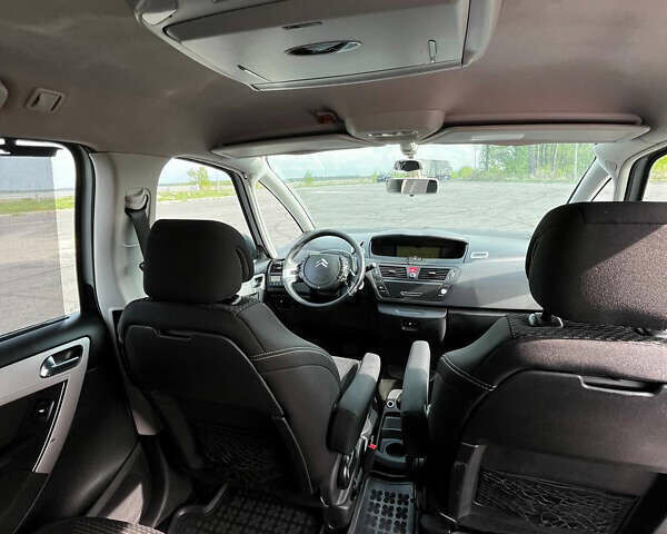 Серый Ситроен С4 Пикассо, объемом двигателя 2 л и пробегом 370 тыс. км за 5399 $, фото 20 на Automoto.ua