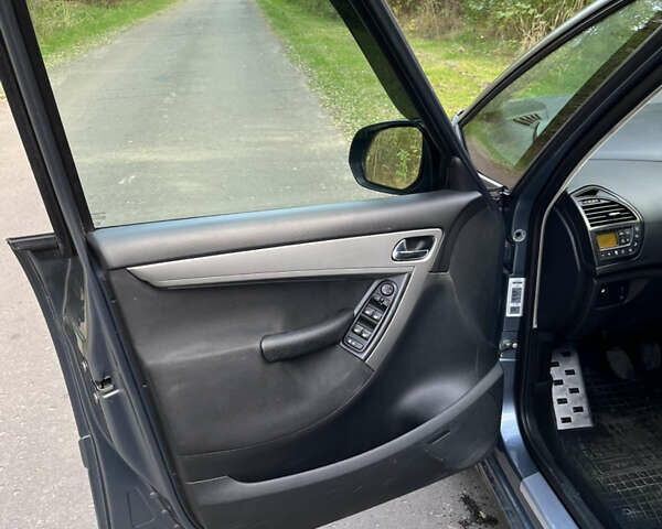 Сітроен С4 Пікассо 2006 у Ковель на Automoto.ua Сірий Сітроен С4 Пікассо, об'ємом двигуна 1.61 л та пробігом 249 тис. км за 5350 $, фото 17 на Automoto.ua