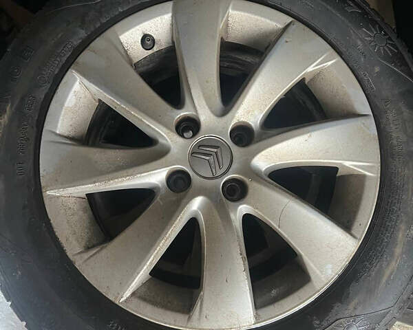 Серый Ситроен С4 Пикассо, объемом двигателя 2 л и пробегом 281 тыс. км за 5500 $, фото 11 на Automoto.ua