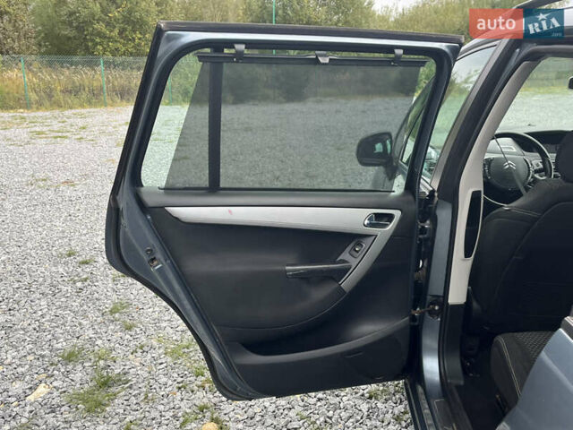 Сірий Сітроен С4 Пікассо, об'ємом двигуна 1.75 л та пробігом 197 тис. км за 4600 $, фото 19 на Automoto.ua