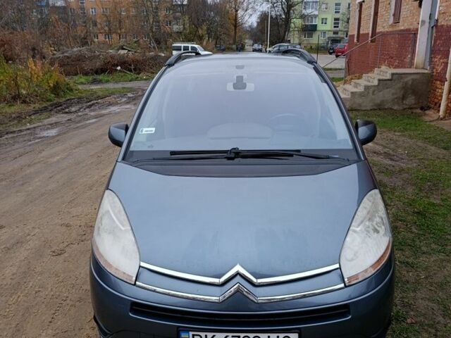Серый Ситроен С4 Пикассо, объемом двигателя 1.6 л и пробегом 319 тыс. км за 4300 $, фото 2 на Automoto.ua