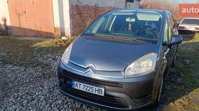 Серый Ситроен С4 Пикассо, объемом двигателя 1.75 л и пробегом 262 тыс. км за 3950 $, фото 5 на Automoto.ua