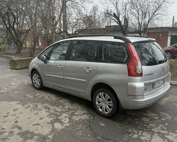 Серый Ситроен С4 Пикассо, объемом двигателя 2 л и пробегом 220 тыс. км за 5600 $, фото 3 на Automoto.ua