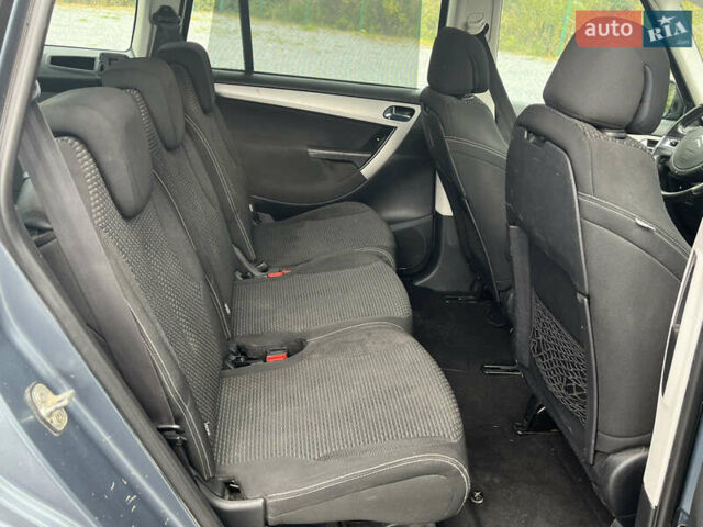 Сірий Сітроен С4 Пікассо, об'ємом двигуна 1.75 л та пробігом 197 тис. км за 4600 $, фото 16 на Automoto.ua