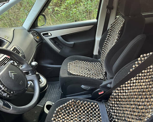 Сітроен С4 Пікассо 2006 у Ковель на Automoto.ua Сірий Сітроен С4 Пікассо, об'ємом двигуна 1.61 л та пробігом 249 тис. км за 5350 $, фото 16 на Automoto.ua