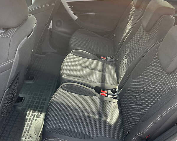 Серый Ситроен С4 Пикассо, объемом двигателя 2 л и пробегом 370 тыс. км за 5399 $, фото 15 на Automoto.ua