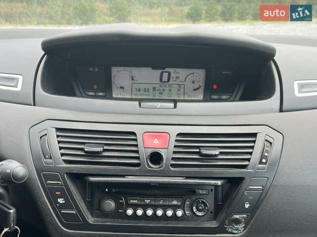Сірий Сітроен С4 Пікассо, об'ємом двигуна 1.75 л та пробігом 197 тис. км за 4600 $, фото 12 на Automoto.ua