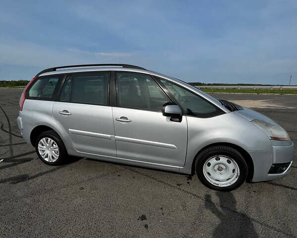 Серый Ситроен С4 Пикассо, объемом двигателя 2 л и пробегом 370 тыс. км за 5399 $, фото 27 на Automoto.ua