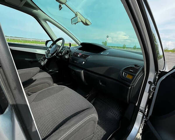 Серый Ситроен С4 Пикассо, объемом двигателя 2 л и пробегом 370 тыс. км за 5399 $, фото 25 на Automoto.ua