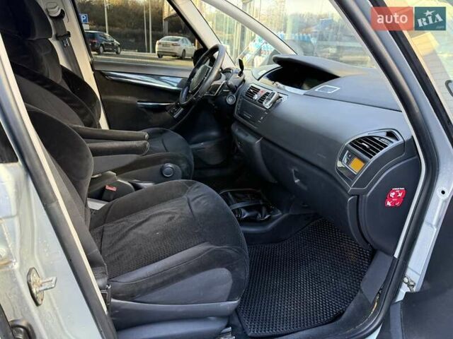 Сірий Сітроен С4 Пікассо, об'ємом двигуна 2 л та пробігом 220 тис. км за 4900 $, фото 19 на Automoto.ua