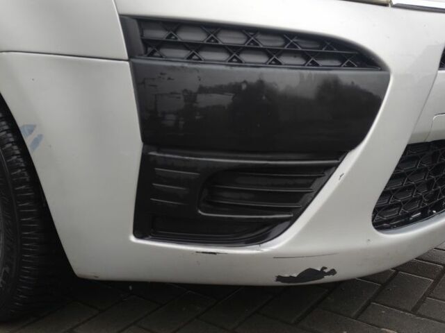 Серый Ситроен С4 Пикассо, объемом двигателя 1.6 л и пробегом 302 тыс. км за 4800 $, фото 17 на Automoto.ua