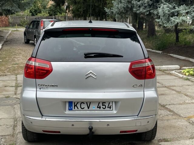 Сірий Сітроен С4 Пікассо, об'ємом двигуна 1.6 л та пробігом 300 тис. км за 2799 $, фото 5 на Automoto.ua