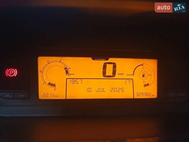 Серый Ситроен С4 Пикассо, объемом двигателя 1.6 л и пробегом 320 тыс. км за 4300 $, фото 11 на Automoto.ua