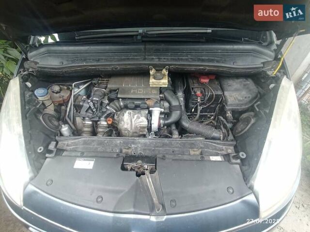 Ситроен С4 Пикассо 2007 в Львове на Automoto.ua Серый Ситроен С4 Пикассо, объемом двигателя 1.56 л и пробегом 270 тыс. км за 5800 $, фото 14 на Automoto.ua