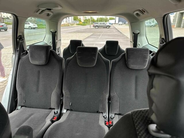 Серый Ситроен С4 Пикассо, объемом двигателя 1.6 л и пробегом 285 тыс. км за 4000 $, фото 14 на Automoto.ua