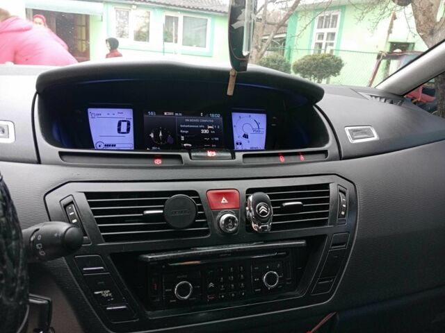 Сірий Сітроен С4 Пікассо, об'ємом двигуна 1.6 л та пробігом 288 тис. км за 5750 $, фото 11 на Automoto.ua
