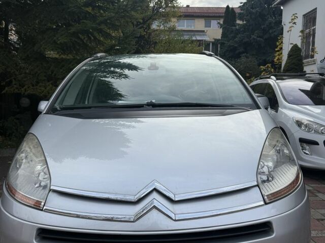 Ситроен С4 Пикассо 2007 в Львове на Automoto.ua Серый Ситроен С4 Пикассо, объемом двигателя 1.6 л и пробегом 260 тыс. км за 6000 $, фото 1 на Automoto.ua