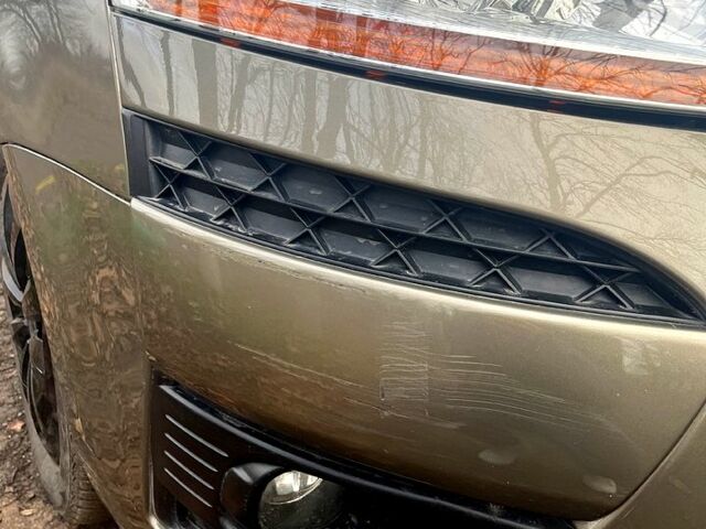 Сірий Сітроен С4 Пікассо, об'ємом двигуна 1.6 л та пробігом 167 тис. км за 5600 $, фото 8 на Automoto.ua